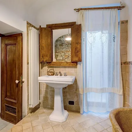 Apartment In Saccone